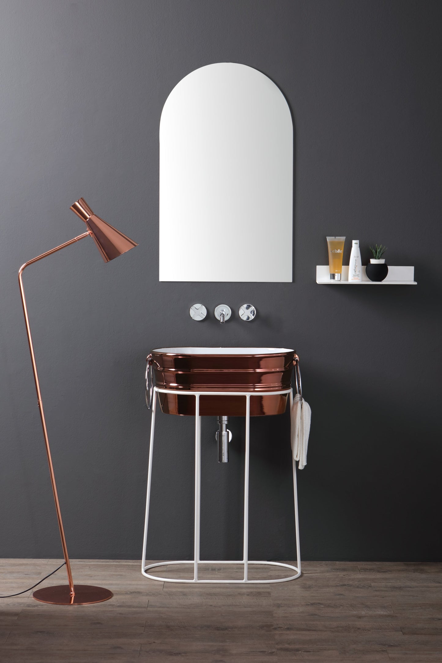 STRUCTURE DE BAIGNOIRE MÉTALLIQUE HAUTE SUR PIED