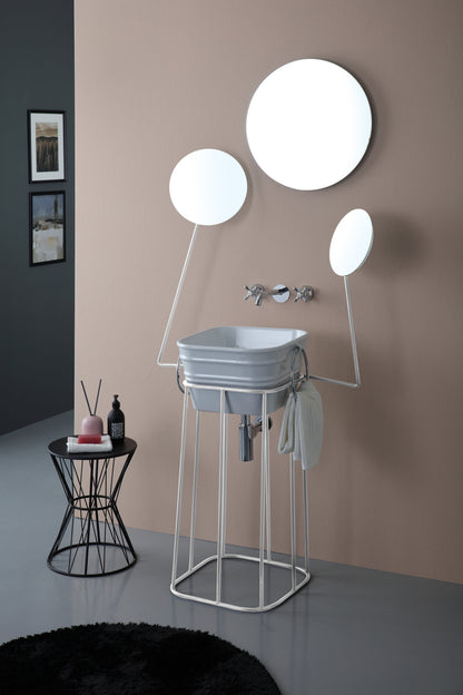 STRUCTURE MÉTALLIQUE AVEC MIROIRS DE MANNEQUIN