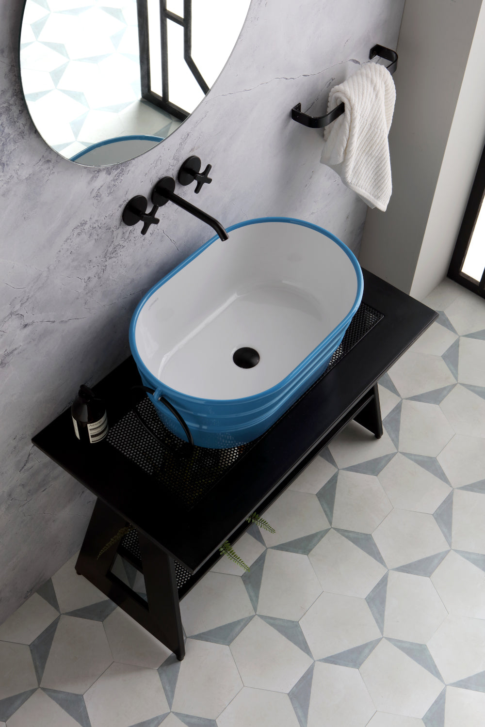 SUPPORT DE SOL EN MÉTAL