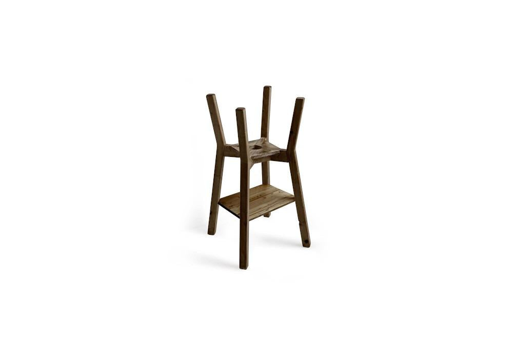 STRUCTURE DE PLANCHER HAUT DANS UN BASSIN EN BOIS