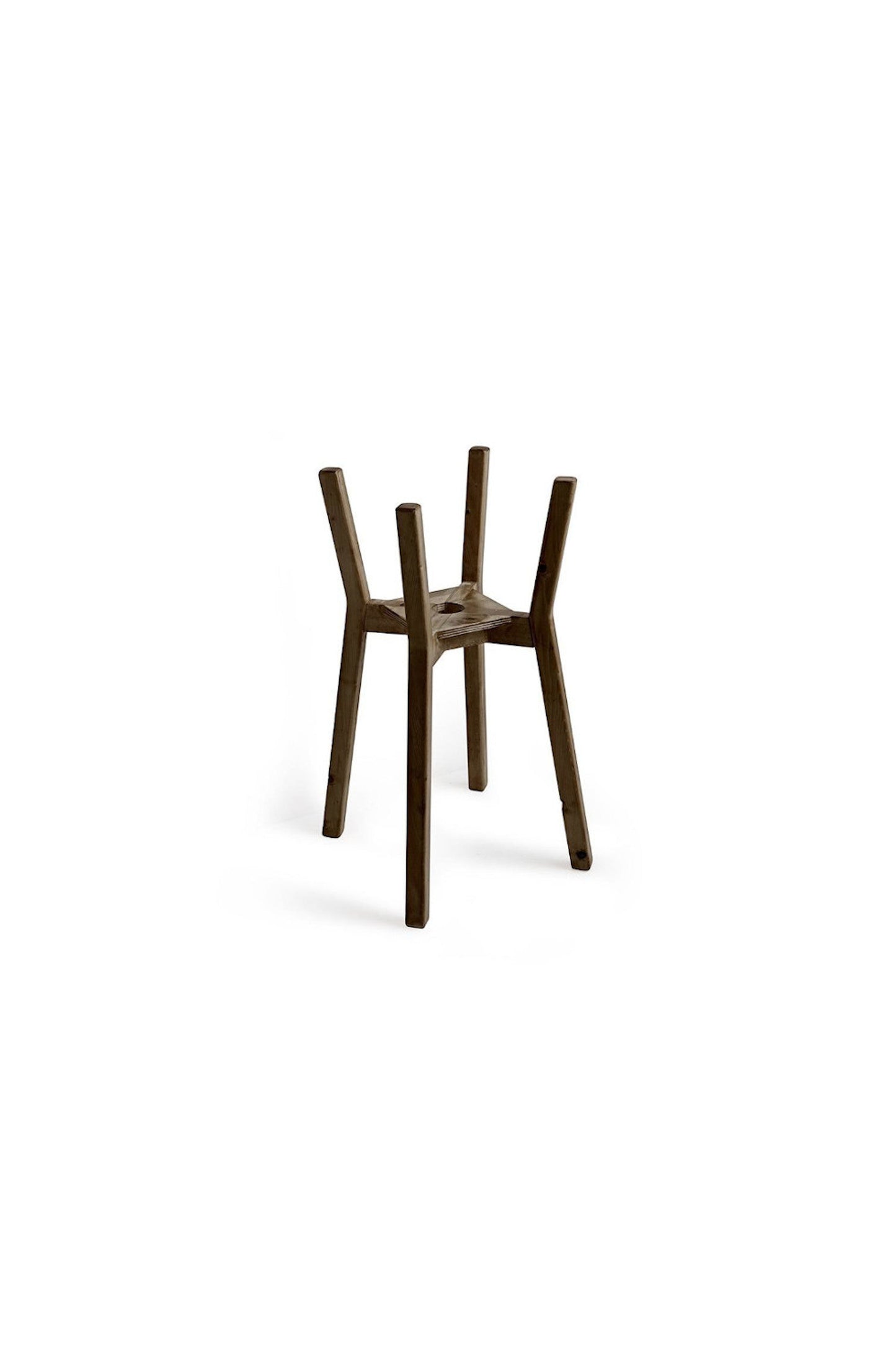 STRUCTURE DE PLANCHER HAUT DANS UN BASSIN EN BOIS